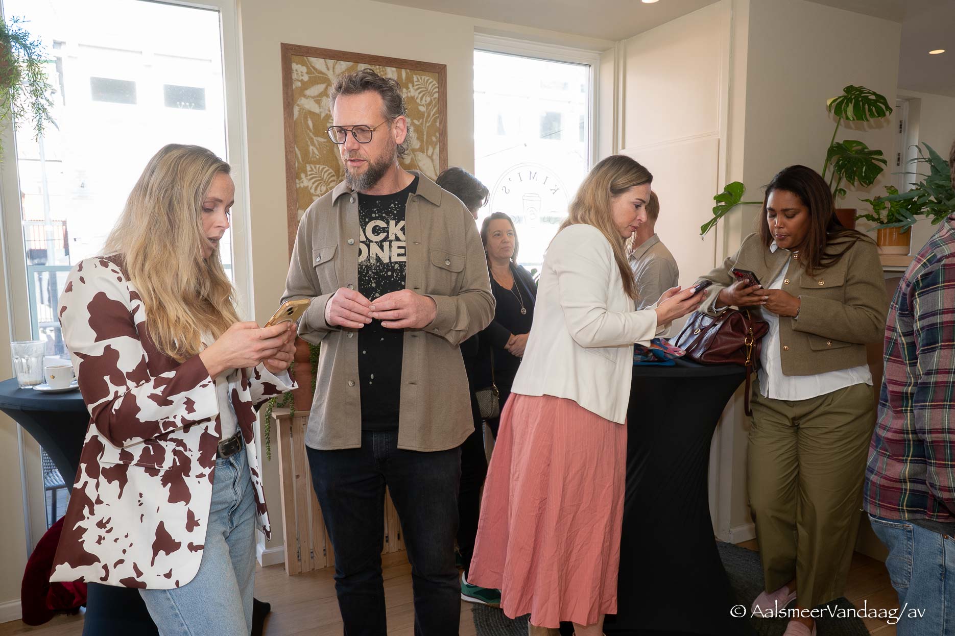 Koffie, koek en netwerken