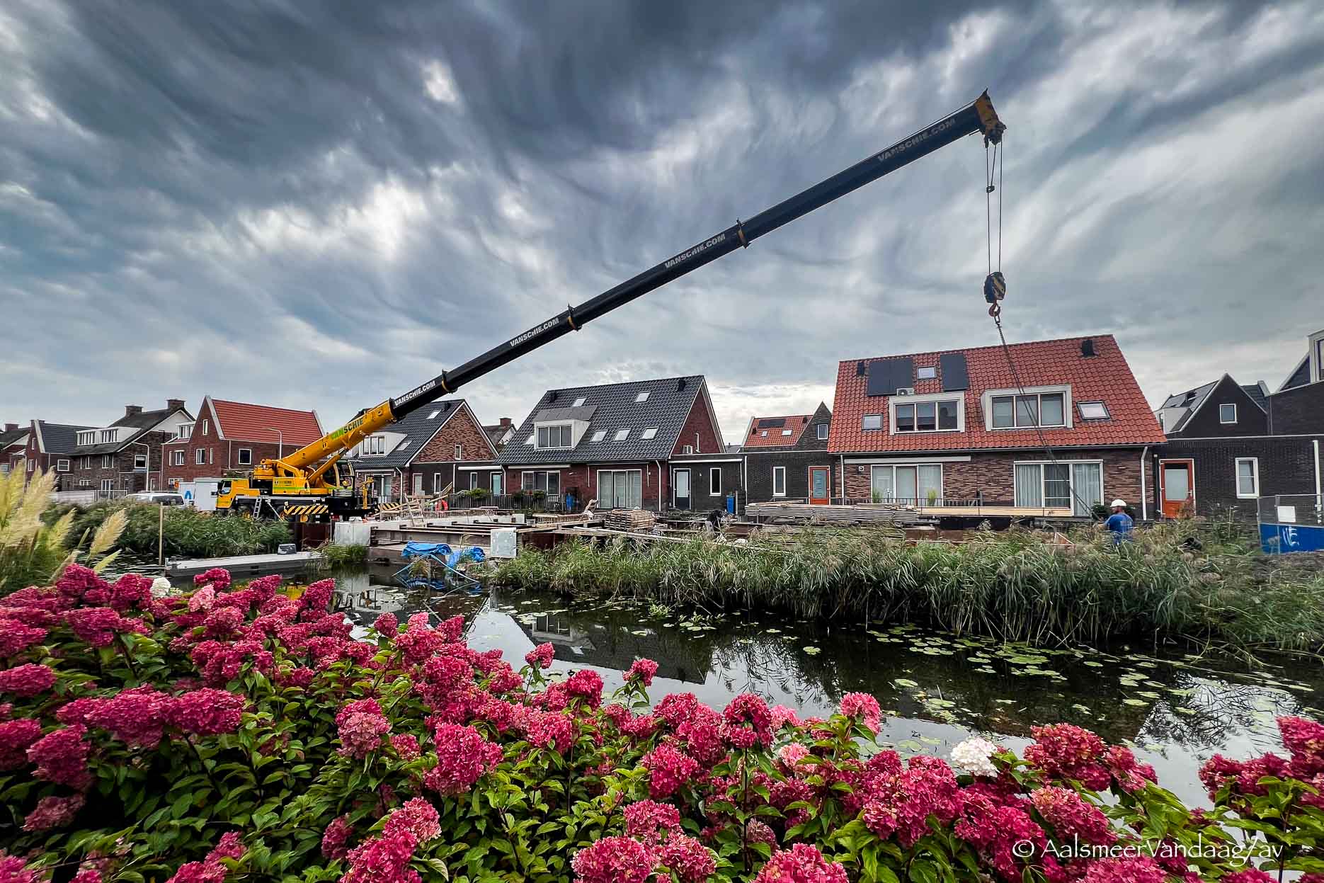 Na vertraging moet Lijnbaanbrug in november klaar zijn